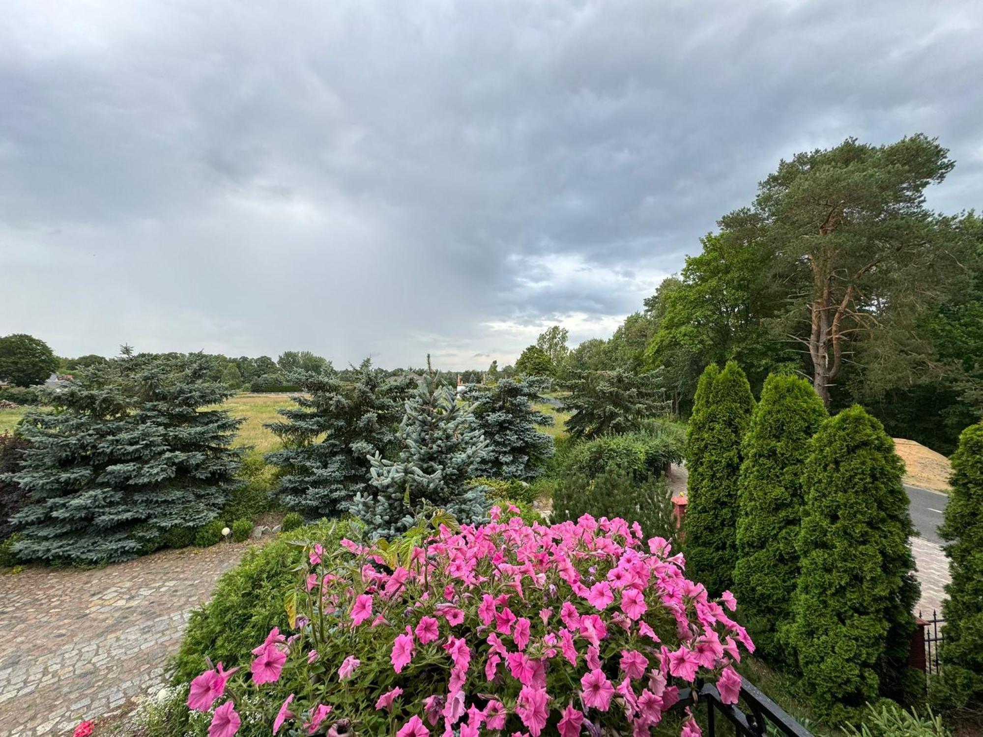 Milena -Noclegi Pozrzadlo Exterior foto